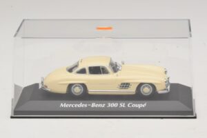 Mercedes 300 SL W198 Biały Maxichamps 1:43 940039002 Metal — zdjęcie 4 z 5