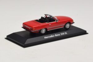 Mercedes 350 SL R107 Czerwony Maxichamps 1:43 940033432 Metal — zdjęcie 2 z 5