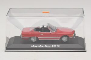 Mercedes 350 SL R107 Czerwony Maxichamps 1:43 940033432 Metal — zdjęcie 4 z 5
