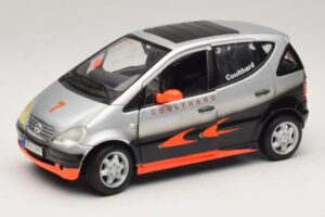 Mercedes A-Class W168 D. Coulthard Srebrny Maisto 1:18 35841 Metal