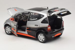 Mercedes A-Class W168 D. Coulthard Srebrny Maisto 1:18 35841 Metal — zdjęcie 5 z 8