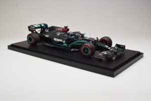 Mercedes AMG Petronas F1 W11 EQ Performance #44 L. Hamilton 91st Win Eifel GP 2020 Edycja Limitowana 1 z 200 Bez Zewnętrznego — zdjęcie 4 z 5