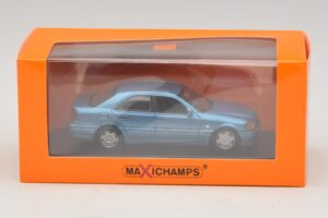 Mercedes C-Class W202 Niebieski Metalik Maxichamps 1:43 940037060 Metal — zdjęcie 5 z 5