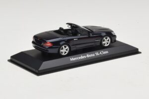 Mercedes SL R230 Niebieski Metalik Maxichamps 1:43 940037531 Metal — zdjęcie 2 z 5