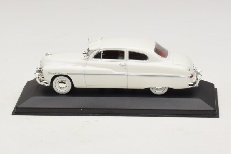 Mercury Monterey Biały Minichamps 1:43 400082401 Metal