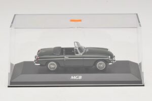 MG MGB Mk1 Zielony Maxichamps 1:43 940131031 Metal — zdjęcie 4 z 5