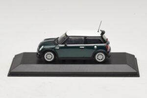 Mini Cooper One R50 Aero Green Z Białym Dachem Minichamps 1:43 MINI011 Metal