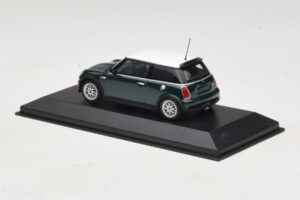 Mini Cooper One R50 Aero Green Z Białym Dachem Minichamps 1:43 MINI011 Metal — zdjęcie 3 z 5