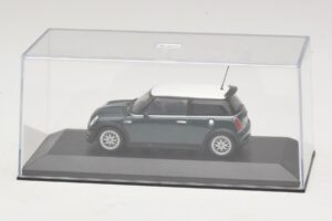 Mini Cooper One R50 Aero Green Z Białym Dachem Minichamps 1:43 MINI011 Metal — zdjęcie 4 z 5