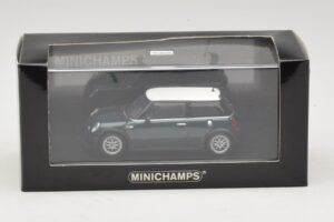 Mini Cooper One R50 Aero Green Z Białym Dachem Minichamps 1:43 MINI011 Metal — zdjęcie 5 z 5