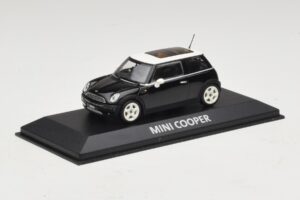 Mini Cooper S R53 Czarny Z Panoramicznym Dachem Minichamps 1:43 MINI022 Metal — zdjęcie 2 z 4