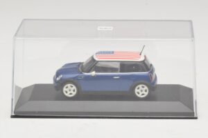 Mini Cooper S R53 Niebieski Z Flagą Amerykańską Minichamps 1:43 MINI014 Metal — zdjęcie 4 z 5