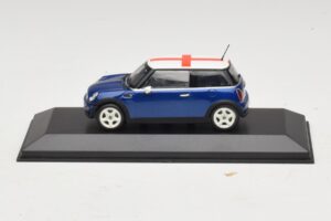 Mini Cooper S R53 Niebieski Z Angielską Flagą Minichamps 1:43 MINI012 Metal