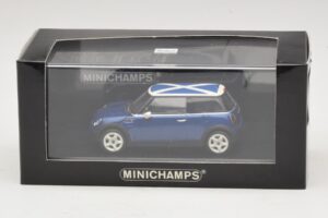 Mini Cooper S R53 Niebieski Z Flagą Szkocką Minichamps 1:43 MINI016 Metal — zdjęcie 5 z 5