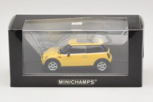 Mini Cooper S R53 Liquid Yellow Z Panoramicznym Dachem Minichamps 1:43 MINI013 Metal — zdjęcie 4 z 4