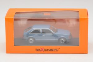 Opel Kadett D Niebieski Maxichamps 1:43 940044100 Metal — zdjęcie 5 z 5