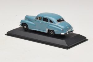 Opel Kapitän Niebieski Minichamps 1:43 430043308 Metal — zdjęcie 3 z 5