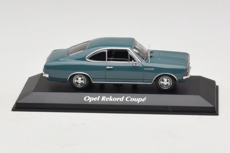Opel Rekord C Coupe Niebieski Maxichamps 1:43 940046121 Metal