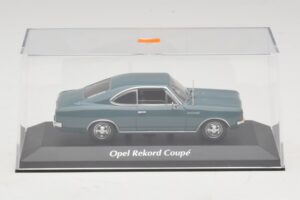 Opel Rekord C Coupe Niebieski Maxichamps 1:43 940046121 Metal — zdjęcie 4 z 5