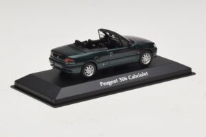 Peugeot 306 Kabriolet Zielony Metalik Maxichamps 1:43 940112833 Metal — zdjęcie 2 z 5