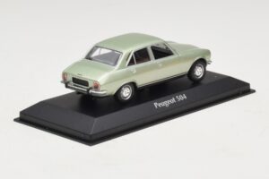 Peugeot 504 Jasnozielony Metalik Maxichamps 1:43 940112501 Metal — zdjęcie 2 z 5