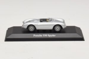Porsche 550 Spyder Srebrny Maxichamps 1:43 940066030 Metal