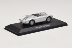 Porsche 550 Spyder Srebrny Maxichamps 1:43 940066030 Metal — zdjęcie 2 z 5