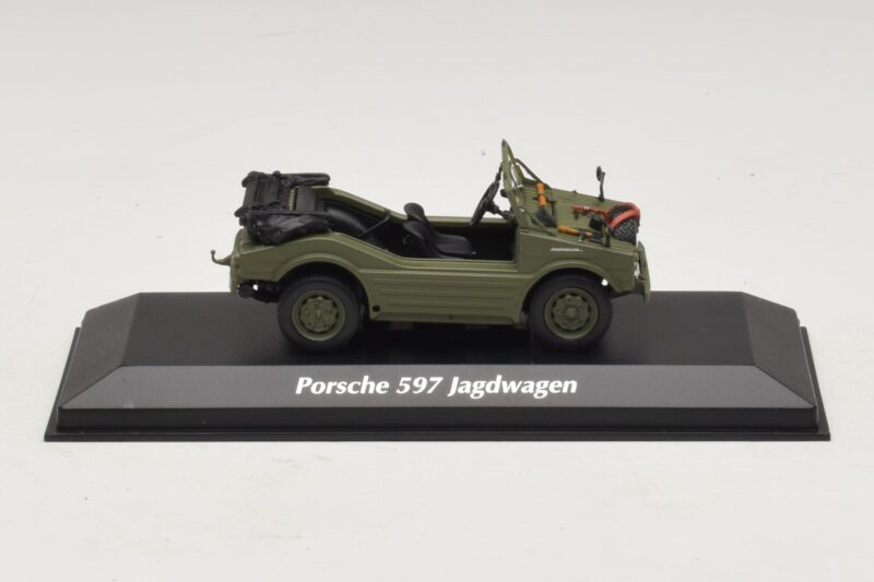 Porsche 597 Jagdwagen Oliwkowy Maxichamps 1:43 Porsche 597 Jagdwagen Oliwkowy Maxichamps 1:43 940065300 Metal