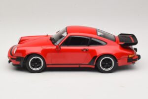 Porsche 911 930 Turbo 3.3 Czerwony KK-Scale 1:18 KKDC181442 Metal — zdjęcie 3 z 6