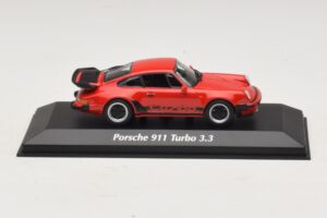 Porsche 911 930 Turbo 3.3 Czerwony Maxichamps 1:43 940069000 Metal