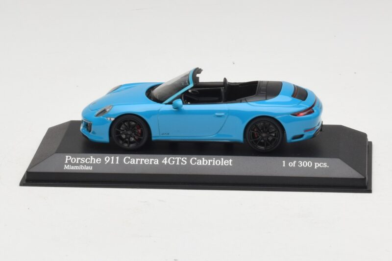 Porsche 911 991.1 Carrera 4 GTS Kabriolet Niebieski Minichamps 1:43 410067332 Metal