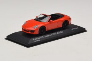 Porsche 911 991.1 Carrera 4 GTS Kabriolet Pomarańczowy Minichamps 1:43 410067331 Metal — zdjęcie 2 z 5