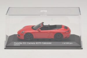 Porsche 911 991.1 Carrera 4 GTS Kabriolet Czerwony Minichamps 1:43 410067330 Metal — zdjęcie 4 z 5