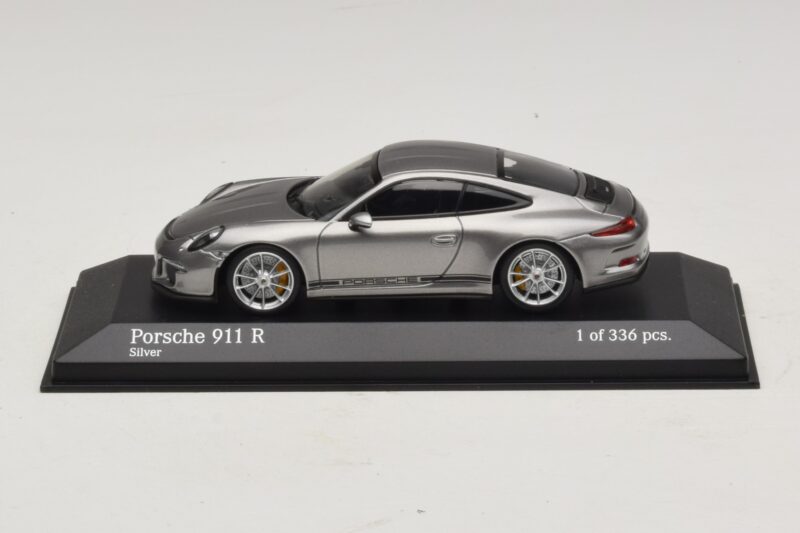 Porsche 911 991.1 R Srebrny Minichamps 1:43 410066224 Metal