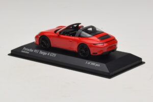Porsche 911 991.1 Targa 4 GTS Czerwony Minichamps 1:43 410067340 Metal — zdjęcie 3 z 5