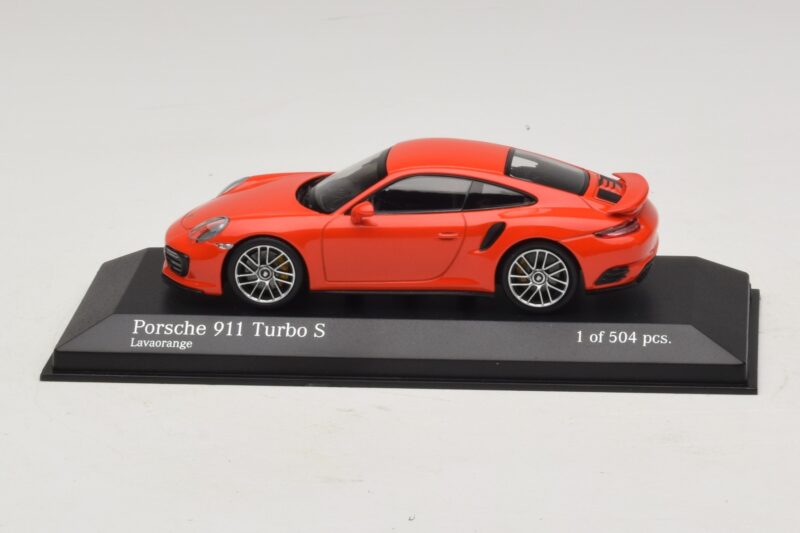 Porsche 911 991.1 Turbo S Pomarańczowy Minichamps 1:43 410067171 Metal
