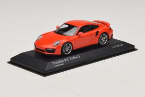 Porsche 911 991.1 Turbo S Pomarańczowy Minichamps 1:43 410067171 Metal — zdjęcie 2 z 5