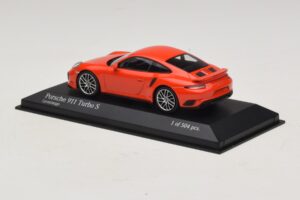 Porsche 911 991.1 Turbo S Pomarańczowy Minichamps 1:43 410067171 Metal — zdjęcie 3 z 5