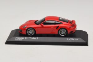 Porsche 911 991.1 Turbo S Czerwony Minichamps 1:43 410067170 Metal