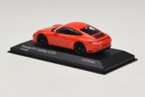 Porsche 911 991.2 Carrera 4 GTS Pomarańczowy Minichamps 1:43 410067321 Metal — zdjęcie 3 z 5