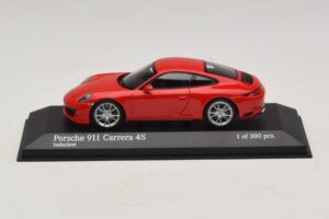 Porsche 911 991.2 Carrera 4S Czerwony Minichamps 1:43 410067240 Metal