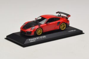 Porsche 911 991.2 GT2 RS Czerwony Minichamps 1:43 410067227 Metal — zdjęcie 2 z 5