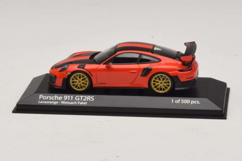 Porsche 911 991.2 GT2 RS Weissach Package Pomarańczowy Minichamps 1:43 410067224 Metal