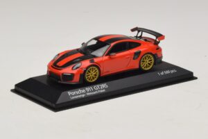 Porsche 911 991.2 GT2 RS Weissach Package Pomarańczowy Minichamps 1:43 410067224 Metal — zdjęcie 2 z 5
