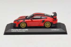 Porsche 911 991.2 GT2 RS Weissach Package Czerwony Minichamps 1:43 410067221 Metal