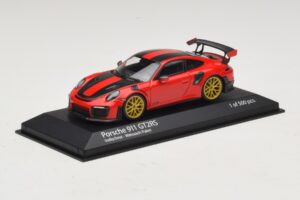 Porsche 911 991.2 GT2 RS Weissach Package Czerwony Minichamps 1:43 410067221 Metal — zdjęcie 2 z 5