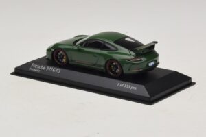 Porsche 911 991.2 GT3 Zielony Minichamps 1:43 410066028 Metal — zdjęcie 3 z 5