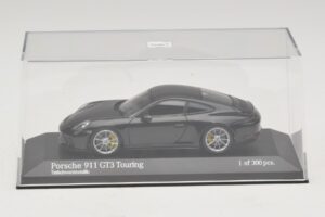 Porsche 911 991.2 GT3 Touring Czarny Metalik Minichamps 1:43 410067424 Metal — zdjęcie 4 z 5