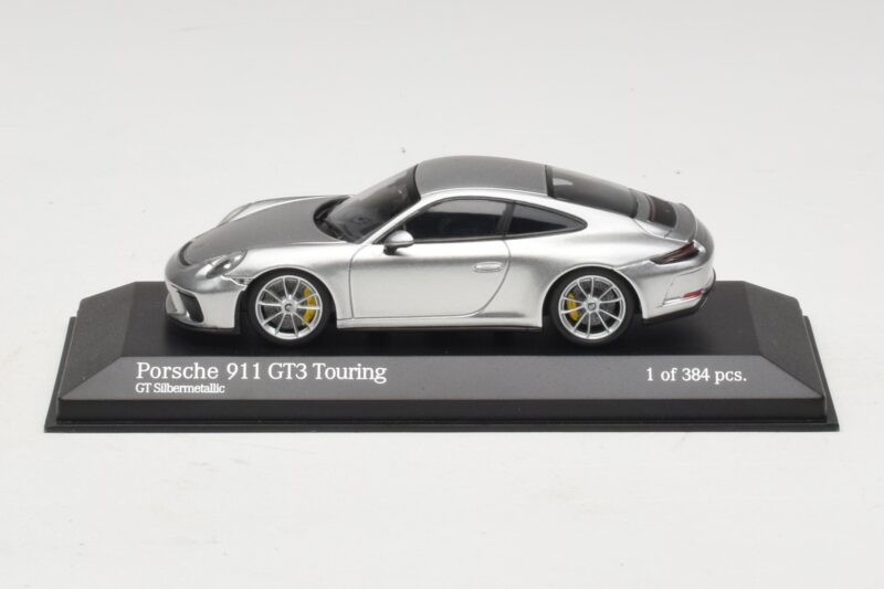 Porsche 911 991.2 GT3 Touring Srebrny Minichamps 1:43 Porsche 911 991.2 GT3 Touring Srebrny Minichamps 1:43 410067422 Metal
