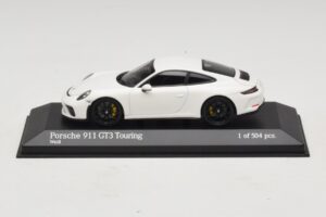 Porsche 911 991.2 GT3 Touring Biały Minichamps 1:43 410067420 Metal